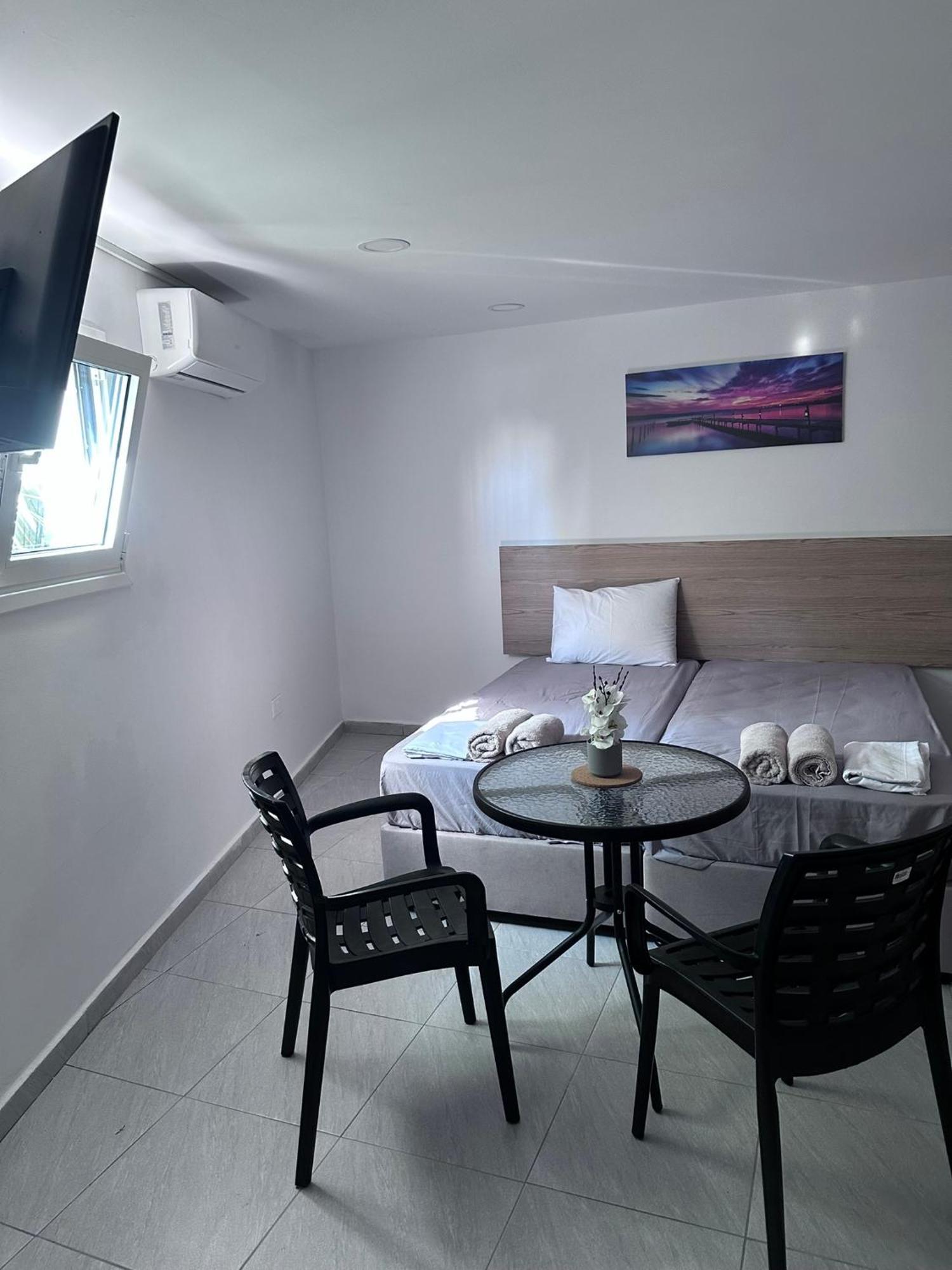 Ivi Apartments Айя-Напа Экстерьер фото